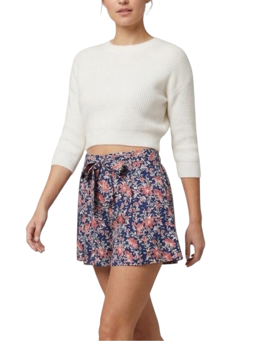 Monteau Paisley Blue Pink Colorful Dressy Tie Front High Waisted Draped Shorts M